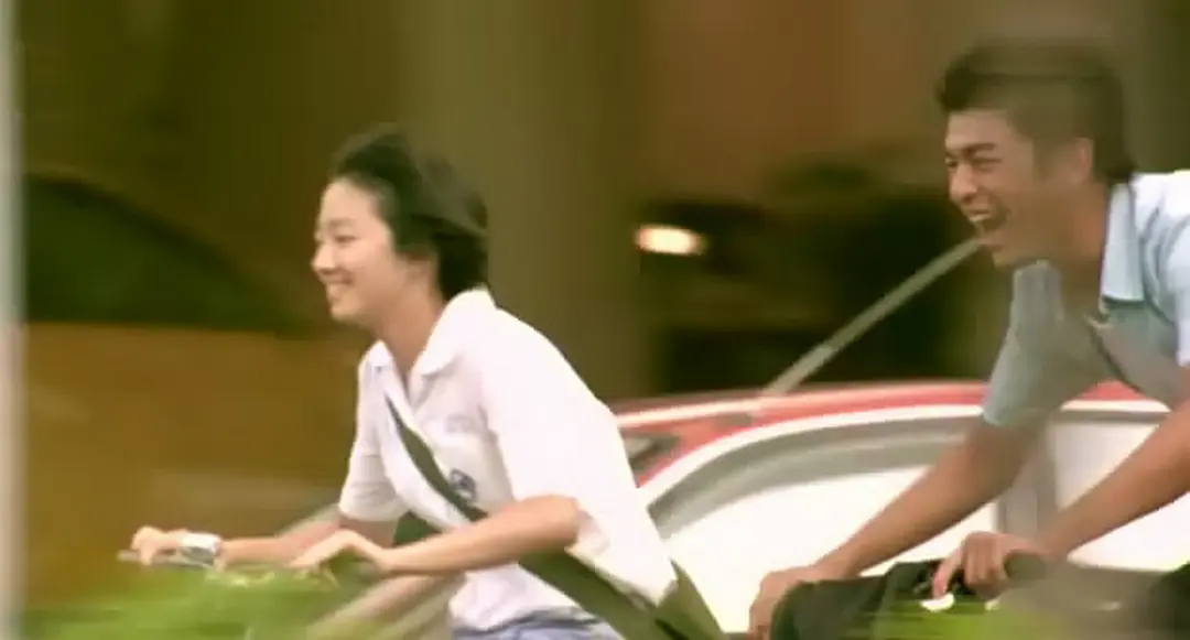蓝色大门 藍色大門‎ (2002)