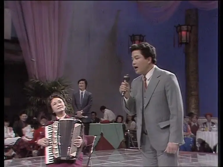 1984年中央电视台春节联欢晚会‎ (1984)