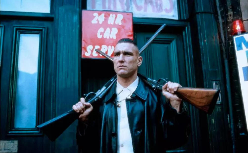 两杆大烟枪 Lock, Stock and Two Smoking Barrels (1998)