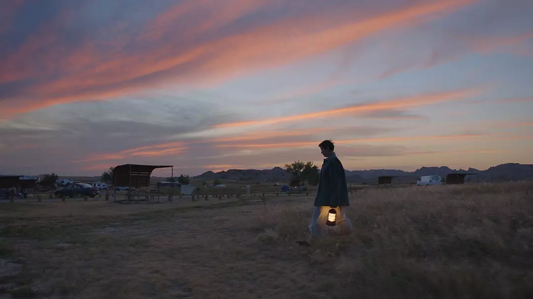 无依之地 Nomadland (2020)