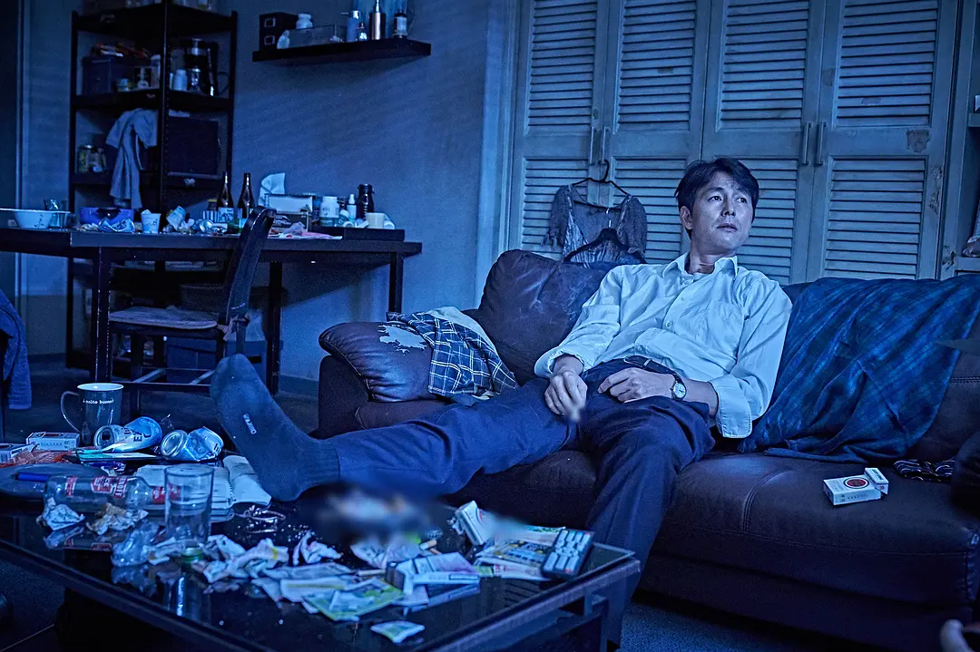 抓住稻草的野兽 지푸라기라도 잡고 싶은 짐승들 (2020)