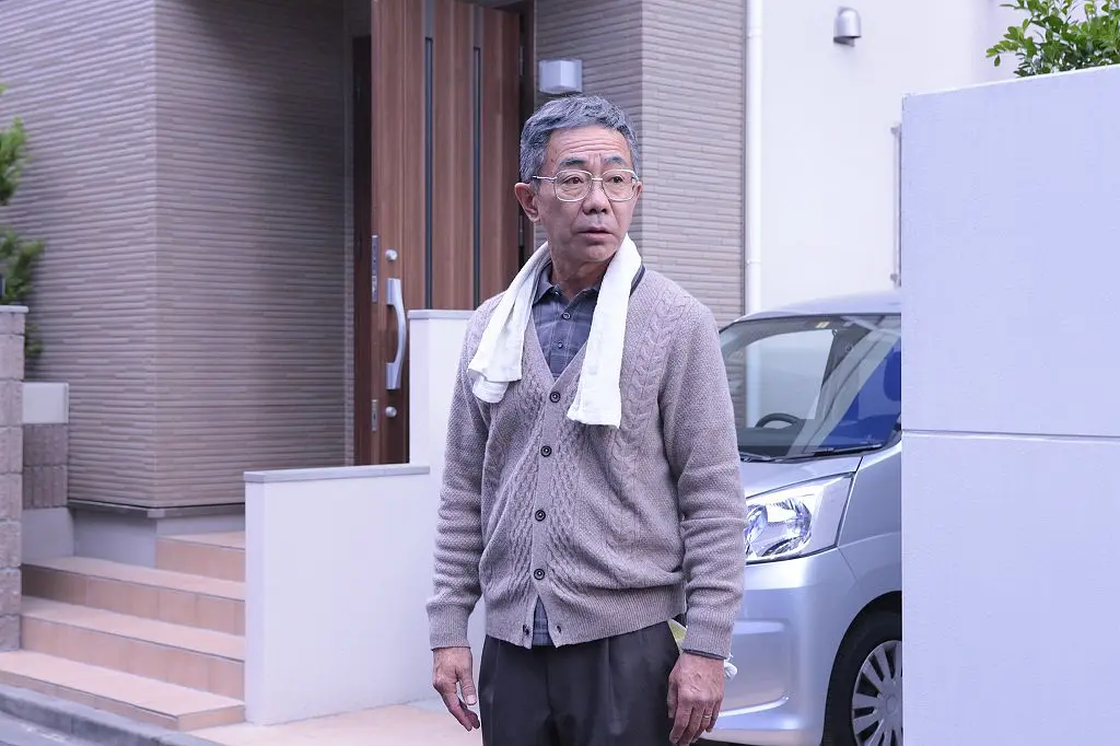 犬屋敷 真人版 いぬやしき (2018)