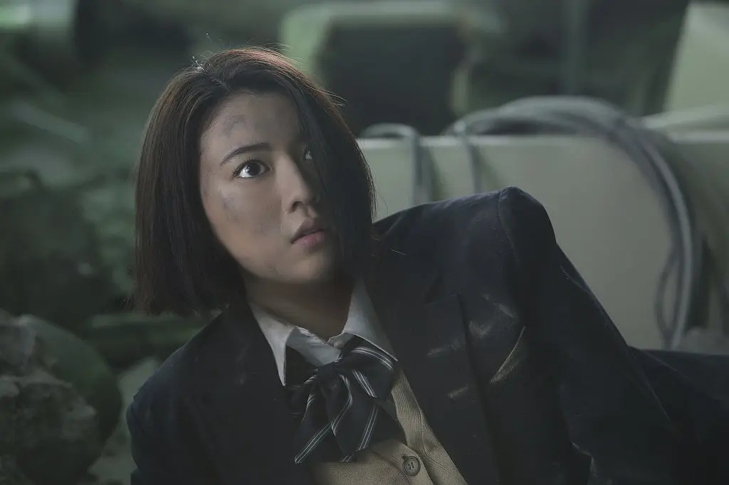 犬屋敷 真人版 いぬやしき (2018)