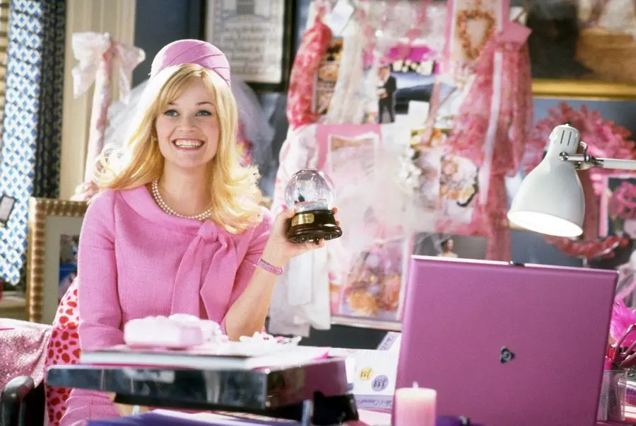 律政俏佳人2 Legally Blonde 2: Red, White & Blonde (2003)
