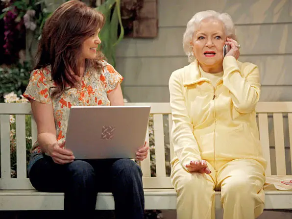 燃情克利夫兰 第一季 Hot in Cleveland Season 1 (2010)