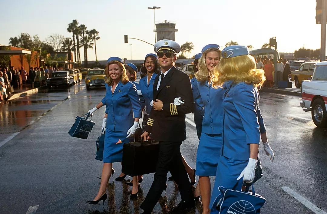 猫鼠游戏 Catch Me If You Can (2002)