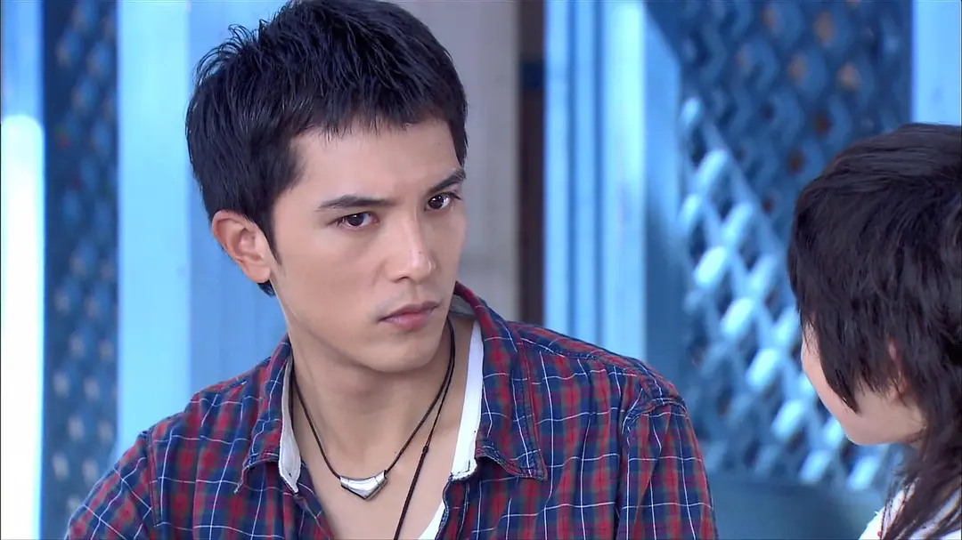 爱情睡醒了 (2011)
