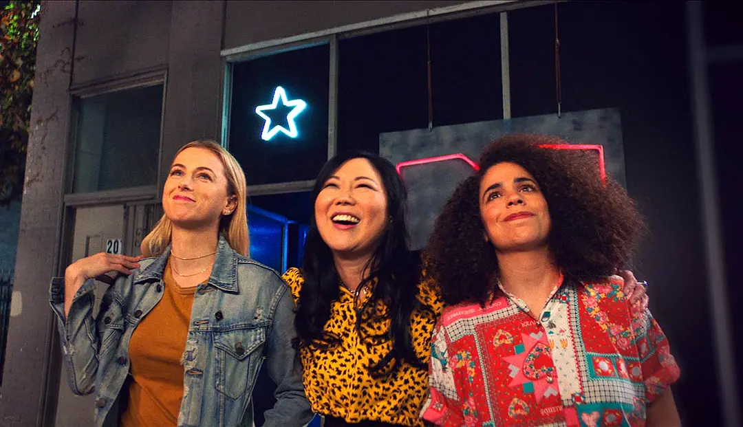 看着不错 Good on Paper (2021)