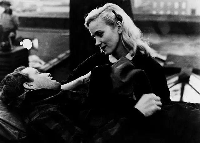 码头风云 On the Waterfront (1954)