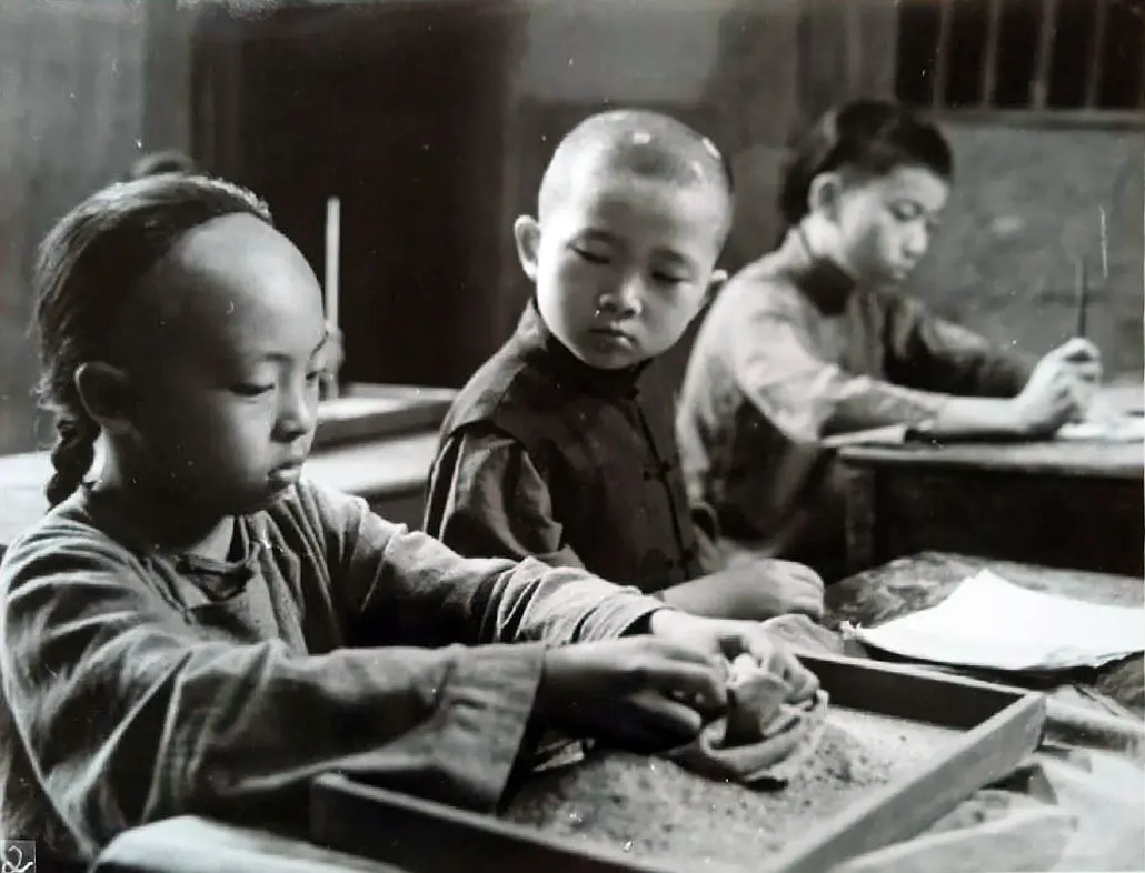 少年彭德怀 (1986)