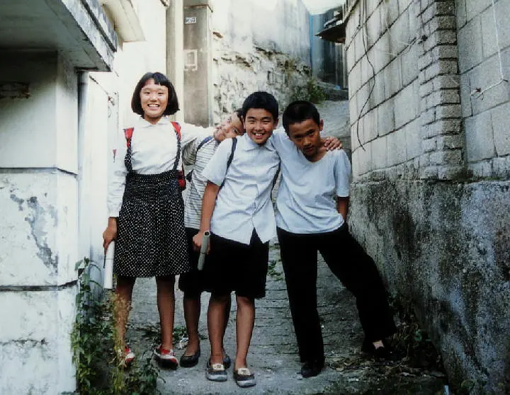 九岁人生 아홉살 인생 (2004)