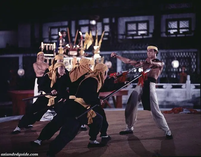 神打 (1975)