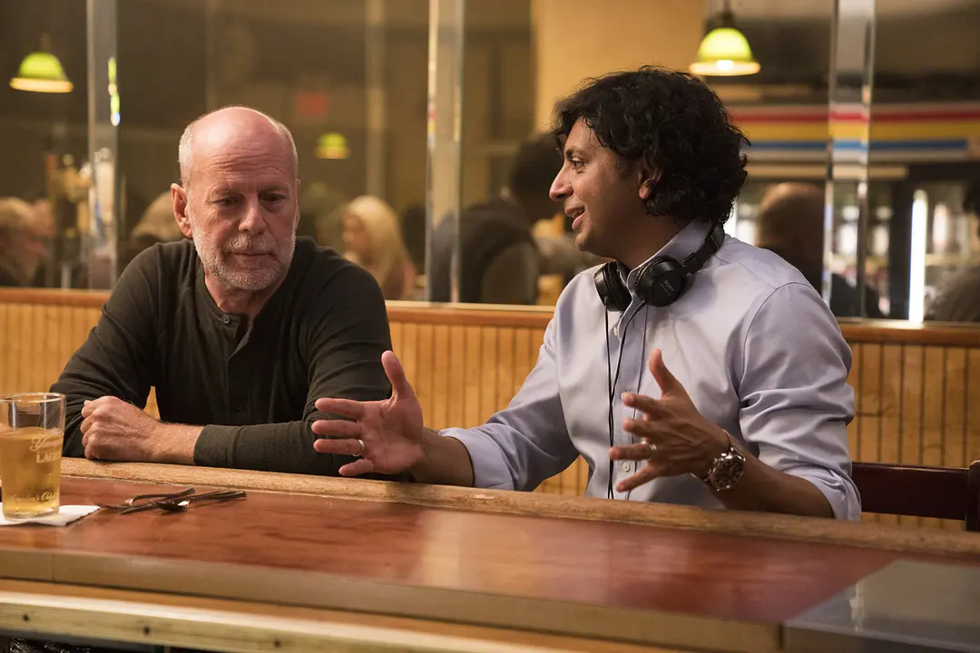玻璃先生 Glass (2019)