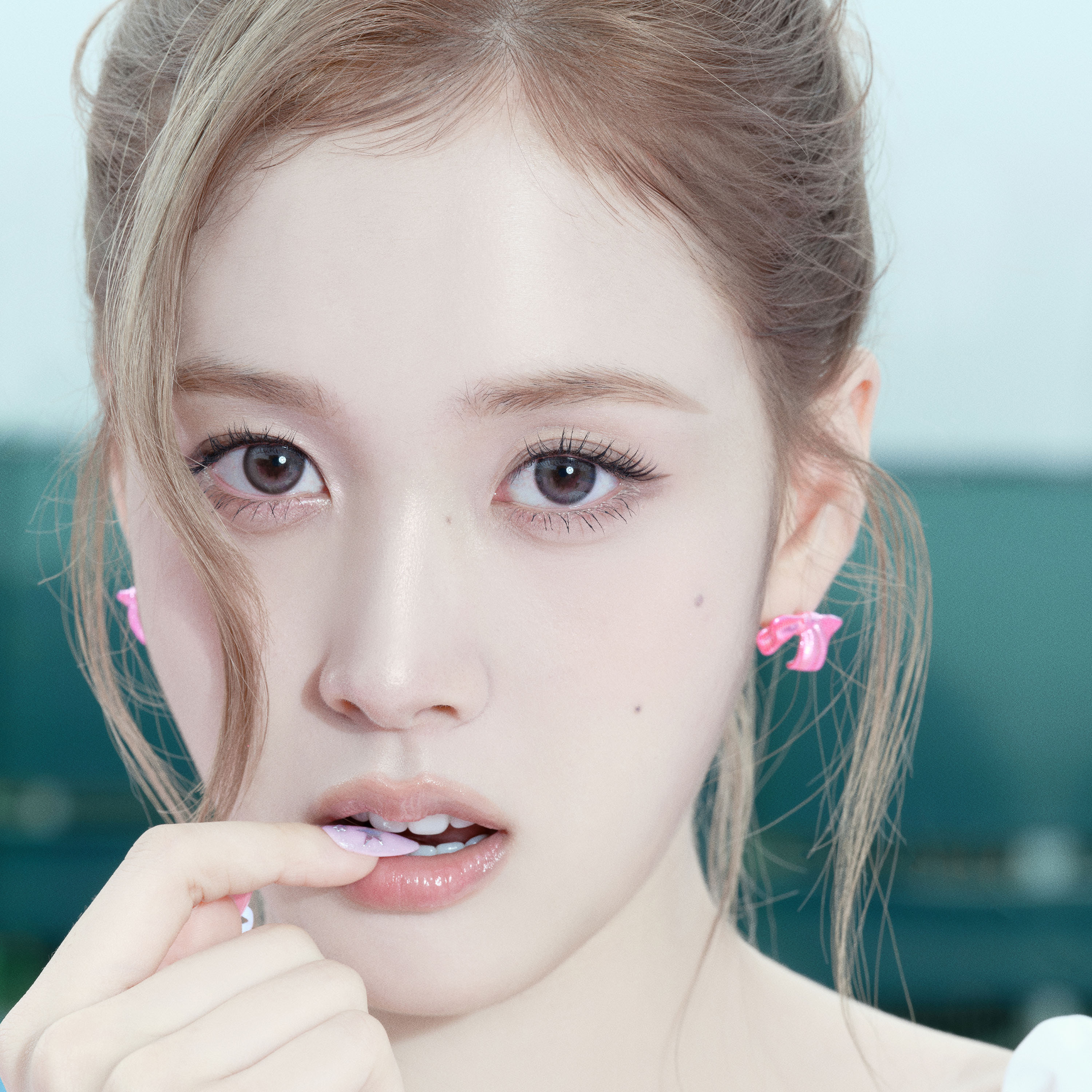 STAYC 스테이씨 '2 L0VE' 