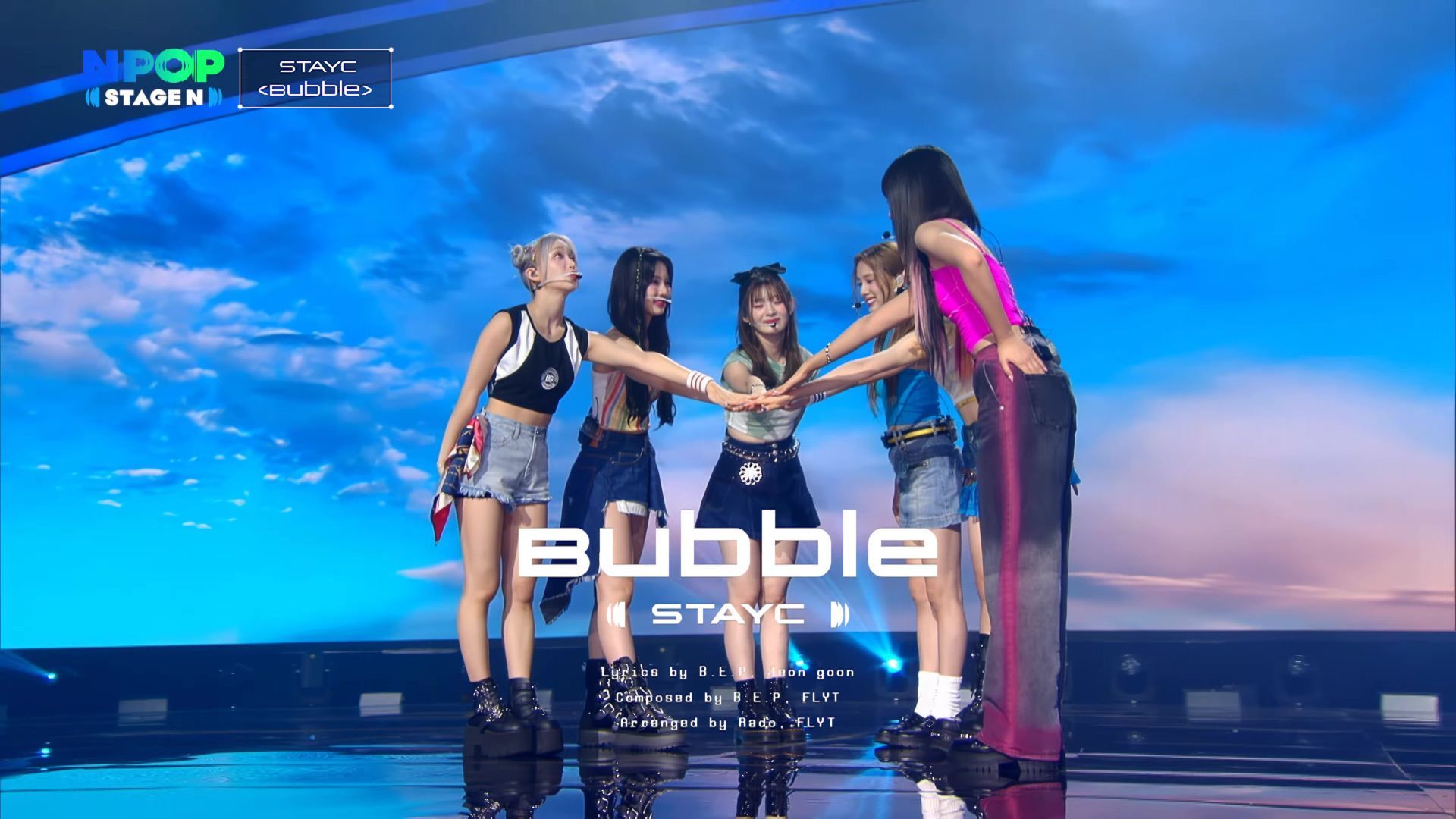STAYC《Bubble Ι NPOP》