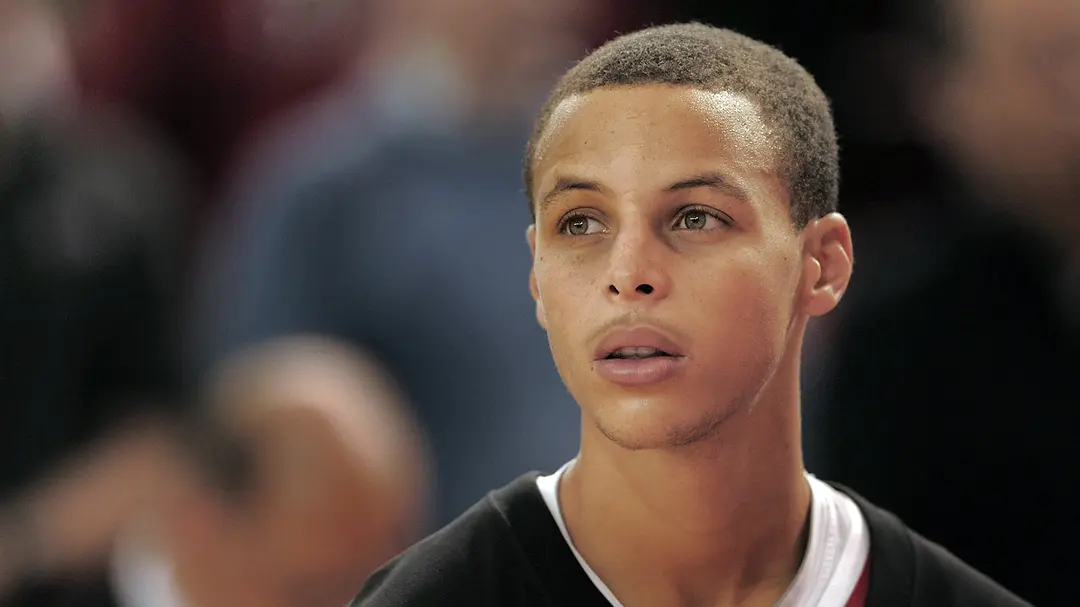 斯蒂芬·库里：被低估 Stephen Curry: Underrated (2023)