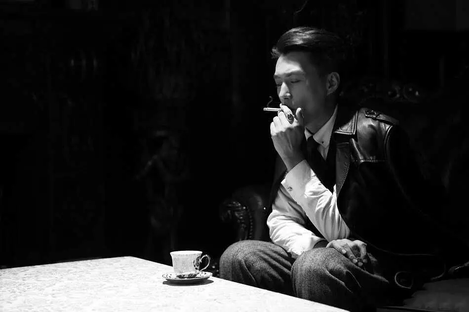 箭在弦上 (2012)