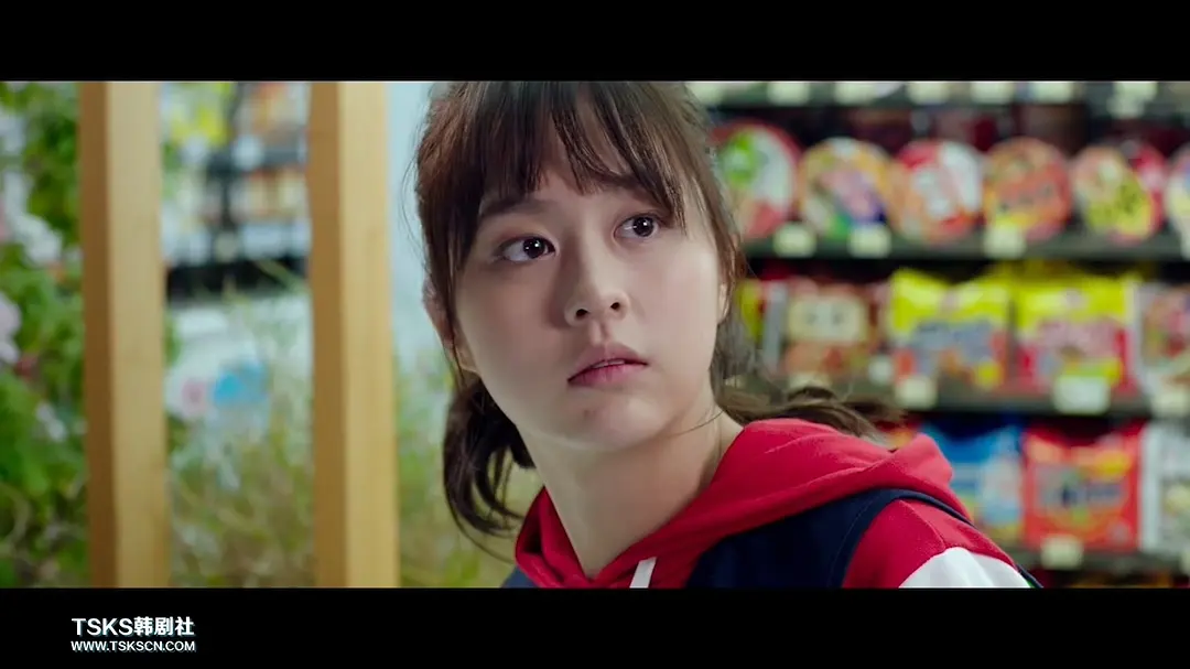 蚯蚓 지렁이 (2017)