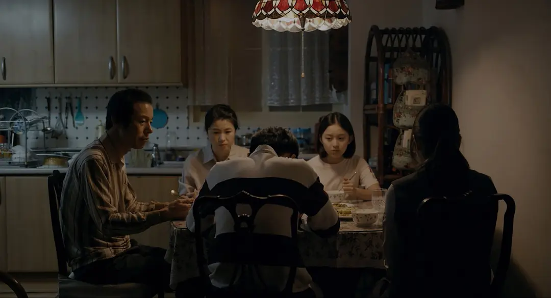 蜂鸟 벌새 (2018)